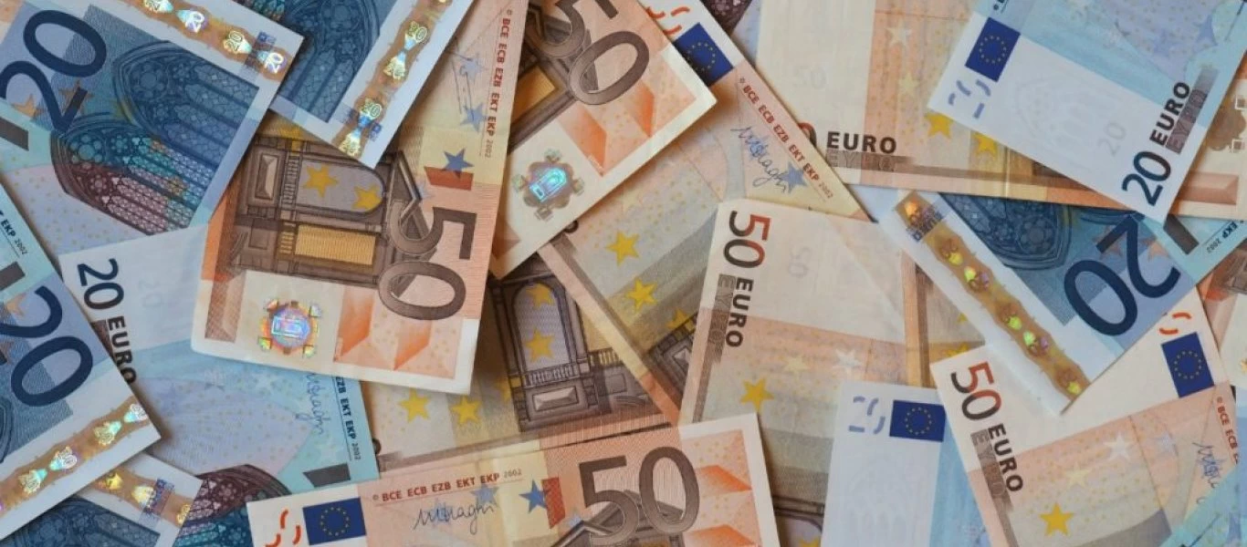 Μειωμένο το δημόσιο χρέος στα 329,5 δισ. ευρώ το 2020